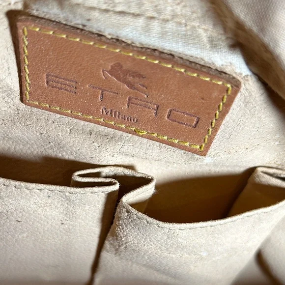 368. Vintage Etro Travel Pouch - Picture 2 of 13